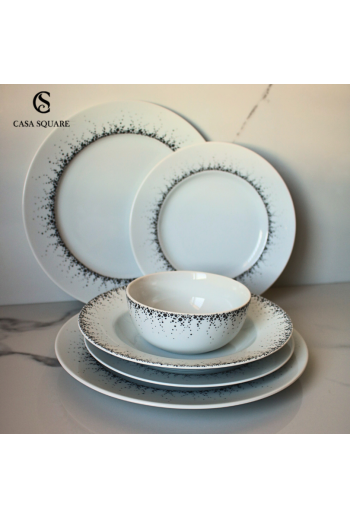 Un service idéal pour créer une table harmonieuse et chaleureuse pendant le mois sacré de Ramadan.