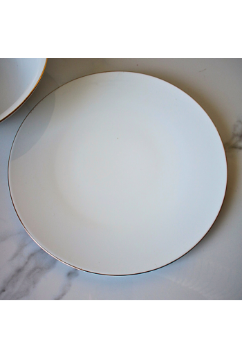 ASSIETTE DE PRESENTATION DESIGN EN PORCELAINE BLANC