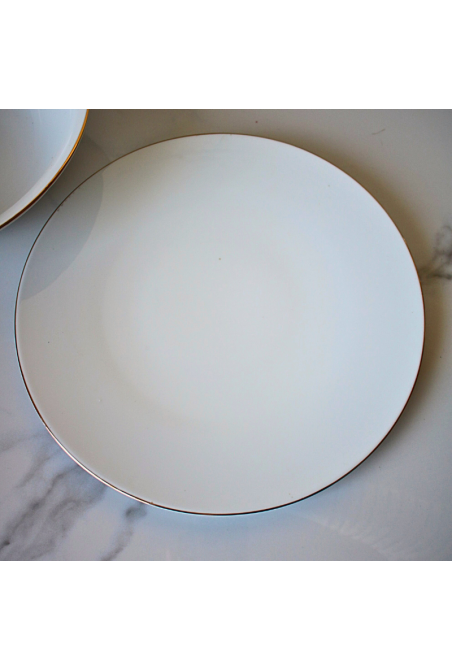 ASSIETTE DE PRESENTATION DESIGN EN PORCELAINE BLANC