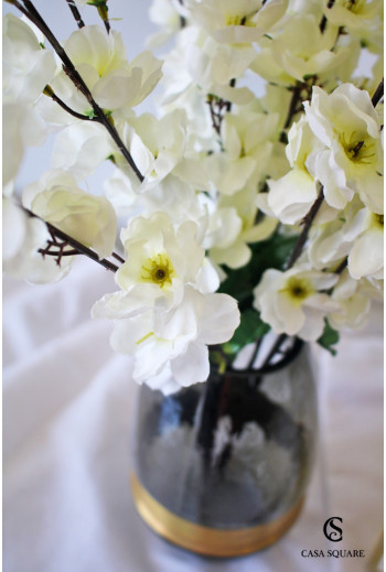 Tige fleur d'amande blanche